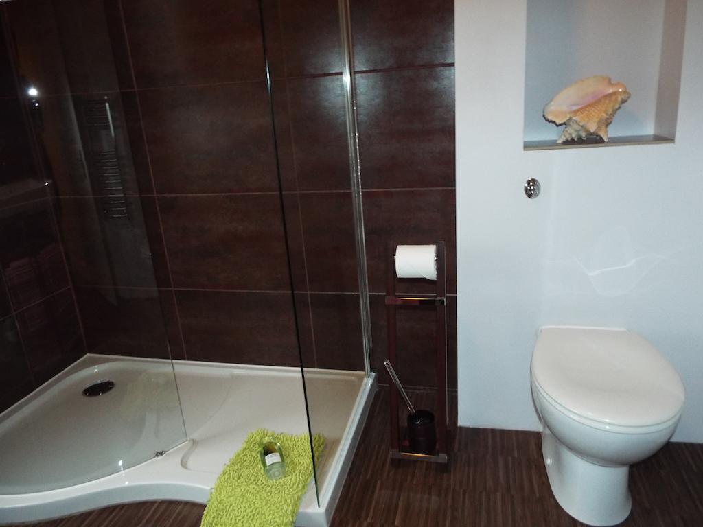 Regency Rooms ลิตเติลแฮมป์ตัน ห้อง รูปภาพ